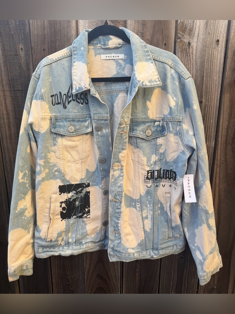 NWT PacSun Bleach Effect Denim Jacket in Light Blue and Cream large - Picture 1 of 7